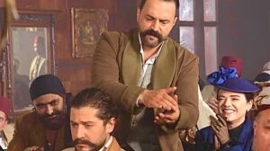 Tim Hassan Instagram - كواليس مشهد ال( دهاااب ) ولقطات لم تُعرض وشوية من تفاعلاتكم 🌺😊 #الزند ذئب العاصي #سامر_البرقاوي #عمر_ابو_سعدة #صباح_اخوان #تيم_حسن