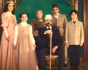 Tim Hassan Instagram - شكرا لكم ، إلى اللقاء ❤️

‎#الزند ذئب العاصي
‎#سامر_البرقاوي #عمر_ابو_سعدة #صباح_اخوان #تيم_حسن