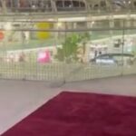 Tim Hassan Instagram - شكرا من قلبي ممنون لكل حدا من الجمهور الحبيب ، اسعدتوني وشرفتوني شو ماقلت او عملت مابيوفيكن شكرا لكل الإعلام والصحافة والنقاد الأكارم انشالله مع انطلاقة عروض #فيلم_الهيبة تكونوا راضيين ومبسوطين شكرا للاحباب في دبي وابوظبي وعمّان وبيروت ومشكورين على الضيافة الكريمة غمرتونا بلطفكن وشكرا سلف لكل البلاد يلي للاسف ماقدرنا نكون فيها لضغط الوقت والالتزام بالتصوير سامحونا .. تحية وشكر وتقدير لاهلي واخواني واخواتي في سوريا دمشق انتو بالقلب وفوق الراس🌹 شكرا موقع بوسطة على التقرير الجميل عن دمشق احييكم @bostahdrama