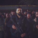 Tim Hassan Instagram - اللقطة هي من الحلقات القادمة .. حدا بيقدر يحزر شو الي راح يصير ؟ 🌻 #الهيبة_جبل #صادق_الصباح #سامر_البرقاوي #تيم_حسن