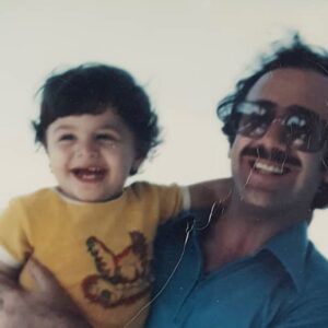 Tim Hassan Instagram - رضاك يا أغلى الناس  وأمي الحبيبة والدنيا بالف خير ، الله يحفظكن ويطول عمركم وكل من قرأ هالسطور 🤲🏻🌷
#عيد_الأب 
#happyfathersday