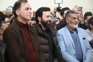 Tim Hassan Instagram - لحظات لن أنساها ..
شكرا للمعهد العالي للفنون المسرحية بإدارته وأساتذته وطلابه 
شكرا للدكتور #تامر_العربيد عميد المعهد العالي للفنون المسرحية
وشكر كبير  للجمهور الي أكرمني بالحضور رغم الطقس الصعب .
شكرا للاعلاميين الكرام  جميعا 
شكرا للاستاذ القدير  #سعد_القاسم  على ادارة الحوار 
و تحية كبيرة وتقدير للفنانين الكبيرين  #رفيق_علي_احمد #محمد_مفتاح 
على المشاركة  عبر الڤيديو ؛ اكرمتوني بكلامكم ..

ولجميع من ساهم في هذه الاحتفالية محبتي وشكري وامتناني .