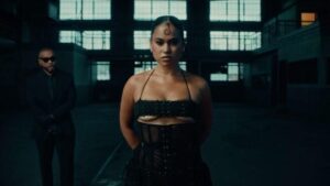 Timbaland Instagram - DESIRE BY TIMBALAND FT VITA MUSIC VIDEO AND SONG OUT NOW 🕷️🖤 LINK IN BIO. 

Produced by: @timbaland @naz @montebooker 
🎸: @luvhmsh 
✍️: @__solwas__ @madisonlst @vjutsen 

DESIRE // CREDITS

Directed by @levjutsen & @naz
EP Huey @halftimehuey
Production @6degreesfilms 
Producer @meganshorttt
DOP @rstonehouse
Creative Direction @vjutsen
Production Designer @bathsaltz__
VFX @paiton.hebert
Edit @levjutsen @naz
Mixed Media @naz
Colourist @marcus.friedlander
Movement Direction @gagecrismond
1st AD @mark_kaercher
1st AC @lukejamison_
2nd AC @tannercharn_ac
Steadicam Op @steadi.g
Key Grip Kevin Aguilar
CLT @dj_mclaughlin9
Best Electric Juan Casillas
Hair @e.Sinclaiir 
MUA @maddiesmakeup 
Lead Stylist @vjutsen
Styling Assistant @sophartso
Styling Assistant @lexi.dk
Styling Assistant @jarline 
Art Director Ashley Popiwchak 
Set Dresser Savannah Ryan 
Shibari Artist @stilljustgrey
Shibari Model Moshé benHerschel 
PA Nate Wilson
PA Will Petersen 

Team Vita: @colewala
Team Timbaland: Gary Marella, Thomas Leijgraaff , Netsuki, Aunna Kelly 

EXTRAS CAST
@ohkimora
@maiabosch
@sophartso
@raquelnavarro_
@lexi.dk
@jarline 
@alejanji
@E.sinclairr
@shawtyharris
@zarahscully
@samiraesco
@Gagecrismond 
@parkermul
@marshalmulherin
@matissethemonster 
@dre_who_
@raphryuichi
@buckisugar
@kamioshas
@glenwoodonly
@garybiddy
@only_omenihu
@__solwas__
@luvhmsh
@amoninsta
@halucidnate
@cashmadeit_
@wonkthefunk