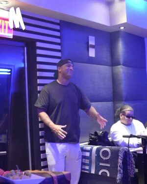 Timbaland Instagram - Thoughts???? @mworthofgame