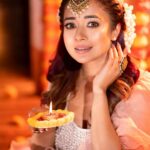 Tina Datta Instagram - The day we have all been waiting for, as every Indian across the world has their eyes laid out, let’s welcome Ram ji with an open heart ❤️ . . . #jaishreeram #rammandirayodhya #ram #sitaram