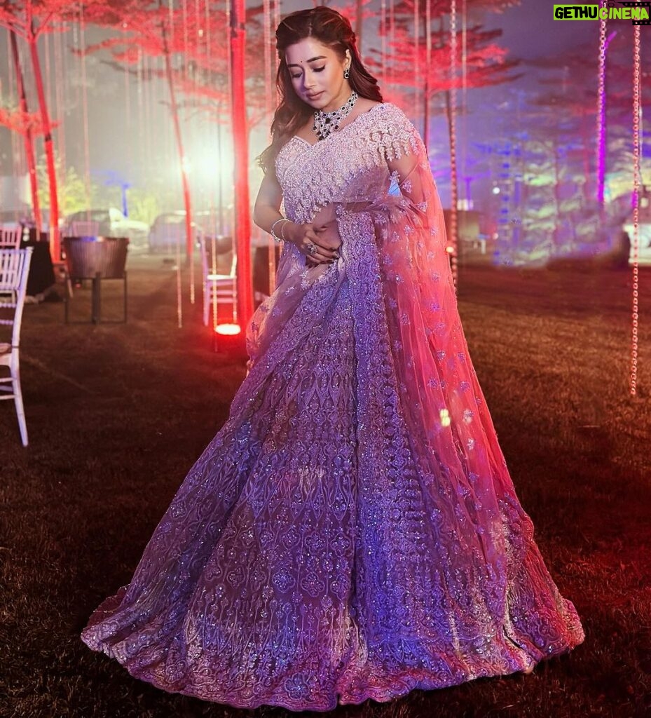 Tina Datta Instagram - In a world of princesses, she chooses to be a fairy believing in magic! ✨ . . . #instadaily #desigirl #fashion #lookbook #TinaKaStyle #tinadatta