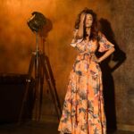 Tina Datta Instagram - A little orange, a little hues 🧡 it’s the weekend, so there can’t be any blues🥳 It’s fun playing the enchanting game of lights and shadows, where darkness embraces illumination, where every moment unveils a captivating dance of contrasts, casting a spell of intrigue and mystique✨ . . #lookbook #fashion #style #instadaily #instagood #TinaKaStyle #tinadatta