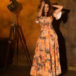 Tina Datta Instagram - A little orange, a little hues 🧡 it’s the weekend, so there can’t be any blues🥳 It’s fun playing the enchanting game of lights and shadows, where darkness embraces illumination, where every moment unveils a captivating dance of contrasts, casting a spell of intrigue and mystique✨ . . #lookbook #fashion #style #instadaily #instagood #TinaKaStyle #tinadatta