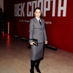 Tina Kandelaki Instagram - Насыщенная выдалась неделя, а #битвалуков как никогда яркая! Какой лук нравится больше? Черный, красный, серый или желтый? Moscow, Russia