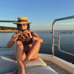 Tina Kandelaki Instagram - Золотой час — единственная вещь, которая одинаково прекрасна независимо от того, где, кто или что вы. Простой вопрос: закат или рассвет?