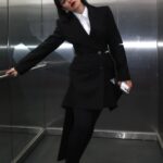 Tina Kandelaki Instagram - Главная претензия к ТВ: «Мы не тупые, мы хотим больше познавательного». Что ж, сохраню ещё немного интригу, но скажу, что, дорогие мои, мы готовы к новому сезону. И дело не только во втором сезоне «Умнее всех»😉