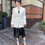 Tina Kandelaki Instagram - Время выбирать победителя #БитвыЛуков! На работе сейчас горячий сезон: что ни день, то съемки, встречи, запуски и премьеры. Но я всё равно стараюсь успеть зафиксировать образы, потому что мне ценно ваше мнение. Выбирайте любимый образ и пишите в комментариях: 1, 2, 3 или 4?
