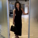 Tina Kandelaki Instagram - Жаркая неделя — не повод перестать наряжаться и отказаться от #БитвыЛуков 🔥 Выбирайте лучший образ и голосуйте в комментариях!
