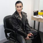 Tina Kandelaki Instagram - Новая #битвалуков ! Снова показываю вам модные спойлеры со съемок «Умнее всех». Выбирайте лучший 🔥