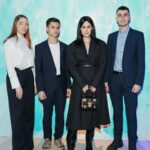 Tina Kandelaki Instagram - Сегодня у меня было не просто выступление перед моей любимой аудиторией (молодых и прогрессивных), сегодня я поучаствовала в «Дне „Газпрома“» на самой масштабной выставке страны — «Россия». Не так часто у нас случаются проекты, в которых в теплой атмосфере удается рассказать о достижениях компании, в которой я работаю и которой искренне горжусь. Не зря сегодняшний день проходил под лозунгом «Найди себя в „Газпроме“». Каждый, кто приходит сюда, становится настоящим профессионалом своего дела, специалистом, готовым к решению практически любых задач. Мне всегда нравилась ключевая идея «Газпрома» — воплощать мечты в реальность. Ваши дети просто мечтают, а у нас есть возможности реализовать эти идеи. «Газпром» очень много инвестирует в спортивную инфраструктуру и в образование, вовлекая детей в одну большую семью. Сегодня со мной на одной сцене были Дарья Мокина, Егор Филонов, Георгий Булатов. Ребята, которые благодаря своим знаниям и попаданию на орбиту «Газпрома» через олимпиады или менторов сумели донести свои идеи. Георгий хоть и школьник, но при этом его решения об автоматизации планируют внедрять в нашу компанию. Егор уже работает оператором. Также благодаря научной деятельности практическую работу в «Газпроме» получила и Дарья Мокина. Я от всей души поздравляю «Газпром» с днем рождения! Целый 31 год! И ветеранов отрасли, и весь многотысячный коллектив, и тех, кто только думает присоединиться, перехватить эстафету и найти себя в «Газпроме»!