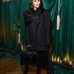 Tina Kandelaki Instagram - Неделя выдалась насыщенной и рабочей, как и сегодняшняя #битвалуков. Какой лук нравится больше? Вы за джинсы/брюки или юбки? Moscow, Russia