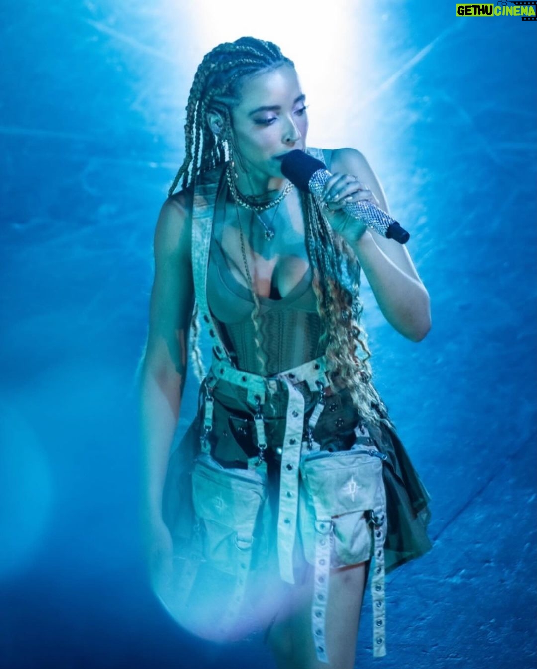 Tinashe Instagram - THANK YOU NYC 😍❤️🔥 New York, New York