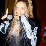 Tinashe Instagram - What’s on your Xmas list ? 🙇🏽‍♀️