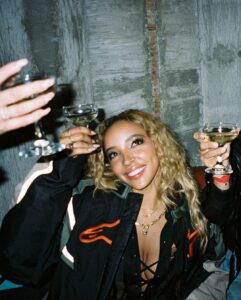 Tinashe Instagram - BB/ANG3L IS OUT NOW 🖤 Thank you so much for listening, for allowing me to share my heart with you, for accepting me as my authentic self, for holding space for me 🖤 Thank you so much to everyone who rides for me through it all, I wouldn’t be here without YOU. Thank you so much to my team and collaborators for working so hard and supporting my vision fully and undoubtably, it means sooo much to me. And lastly thank you to the ever mysterious universe for the experiences and the lessons on this beautiful joyride through life, I am SO thankful every day.