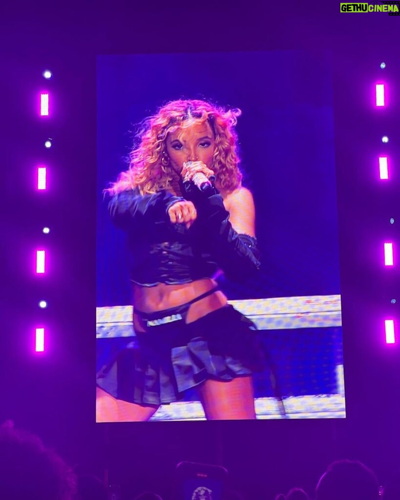 Tinashe Instagram - 10/10 Europe