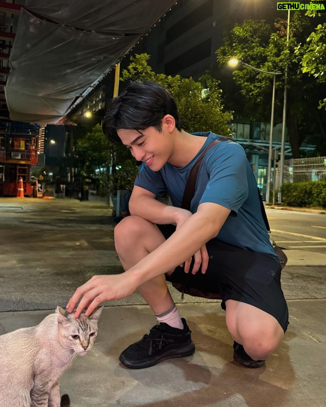 Tinnasit Isarapongporn - 254K Likes - แวะทักทาย