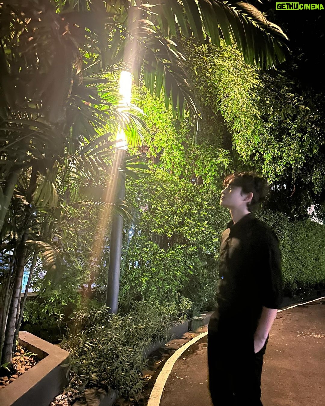Tinnasit Isarapongporn - 286.3K Likes - Night date with me