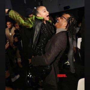 Tiny Harris Instagram - We celebrated our King @tip for #TrapMusik all our kids got together to celebrate the greatness of their father. @zonniquejailee @buddyred @domani @deyjahimani @the_next_king10 @heiressdharris did their thang!! Ps @majorpharris had finals so he didn’t have time for us lol 🤪 #ThisFamilyGotRealTalent #HustleFamily #WeLitFr #GodGotHisHandsOnUsFr 🙏🏼😍❤️