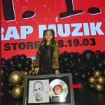 Tiny Harris Instagram - We celebrated our King @tip for #TrapMusik all our kids got together to celebrate the greatness of their father. @zonniquejailee @buddyred @domani @deyjahimani @the_next_king10 @heiressdharris did their thang!! Ps @majorpharris had finals so he didn’t have time for us lol 🤪 #ThisFamilyGotRealTalent #HustleFamily #WeLitFr #GodGotHisHandsOnUsFr 🙏🏼😍❤️ Atlanta, Georgia