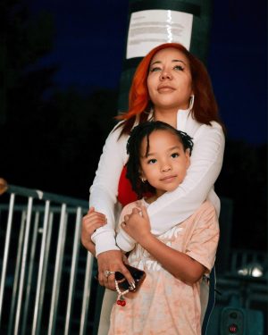 Tiny Harris Instagram - Just me & my mini me @heiress admiring our love on stage @tip 
📸 @giftedtalents 😍🩷💘