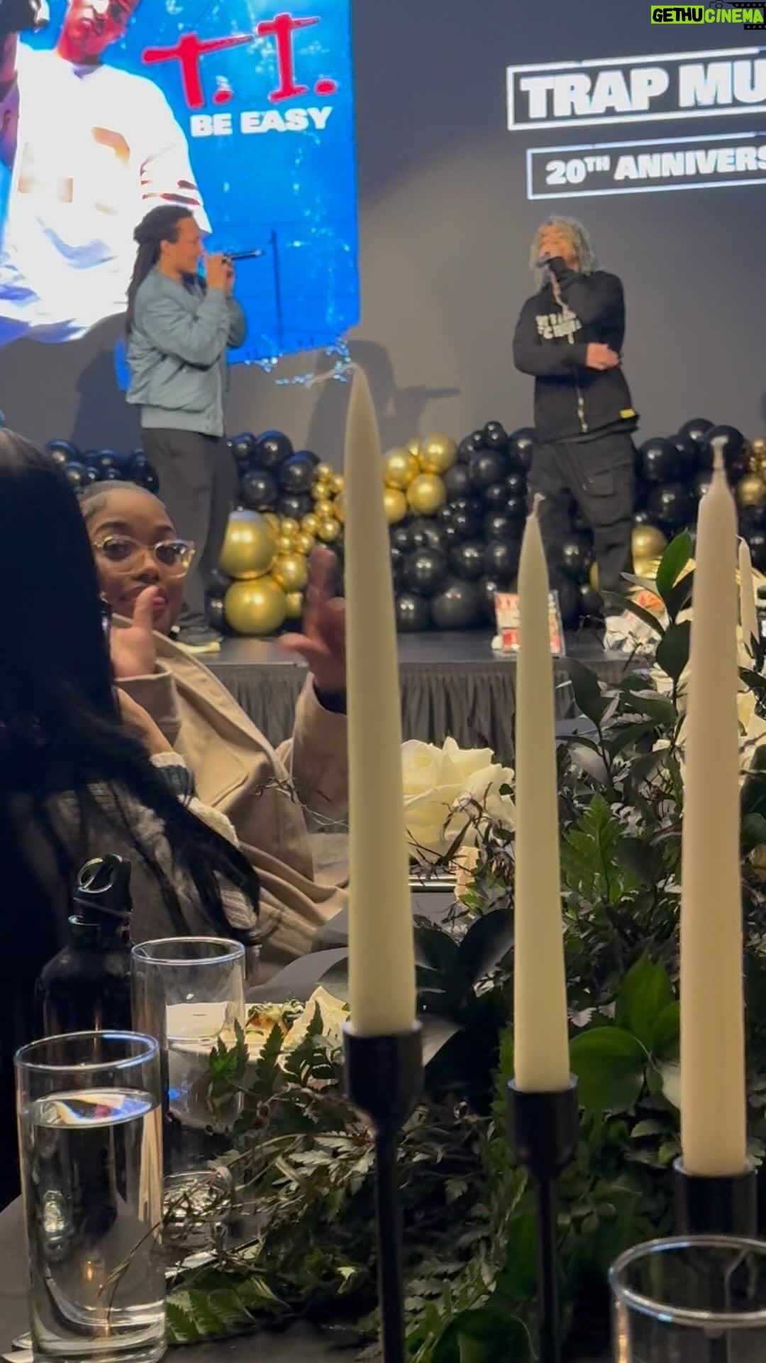Tiny Harris Instagram - What u didn’t see at the tribute! @the_next_king10 said he was quite ready. Start this thing over!! Also if u ever have a show & need a hype man, there’s no one better than @zonniquejailee I promise ya!! 🤪 All my babies did their thang tho!! @domani #King #Zonnique #Heiress #BuddyRed #Deyjah #Major #ILoveMyLilFamily #HustleBloopers #CelebratingOurKing 🙏🏼😍🤩