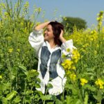 Tisca Chopra Instagram – Why let Raj spoil my party with the sarson ka khet?! 

📸 @emm_i_2 
#everydayslay Punjab