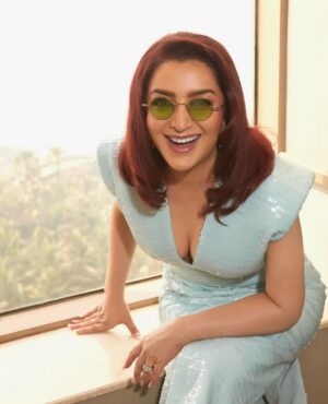 Tisca Chopra Instagram - Promoting at promotions 🤷🏻‍♀️

@tanieyakhanuja 
@aquazzura 
@karishma.joolry 
@eyepetizer 
@stylemuze 
@shivamguptaphotography 
@cashmakeupartistry 
@yountentsomo 
@tajlandsend 
@theitembomb