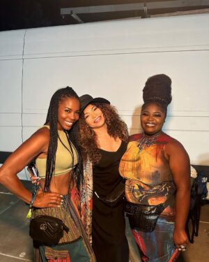 Tisha Campbell Instagram - Amazing weekend during the  @robertglasper #bluenotejazzfest hosted by my back-in-day friend and brotha’ @davechappelle always glad when we reconnect to him and  @elaineyouknowwho We hung with my lil’sista  @msjenfreeman and @dnice couple of the damn year!!! , Also my extvhusband  @finessemitchell and his beautiful wife ,  my fav vocalist and performers @lalahhathaway And @tankandthebangas @theyummybingham and @iamdaniwright also hung with @therealbrandee  so fun…such good people! More pics to come