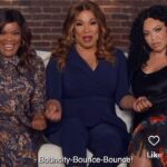 Tisha Campbell Instagram - It’s Saturdayyyyyy and TONIGHT IS THE NIGHT! Get ready to watch another FUNNY episode of #actyourage on @bouncetv To find @bouncetv go to bouncetv.com/findus or check your local listing and cable provider. @scrippsnetworks