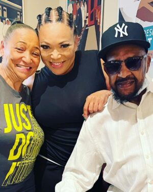 Tisha Campbell Instagram - Visiting my dad whose health has been challenged but seeing my mom, all 7 siblings and my whole family gave him a spiritual boost. That smile of his is in my heart #lovethemwhiletheyrehere