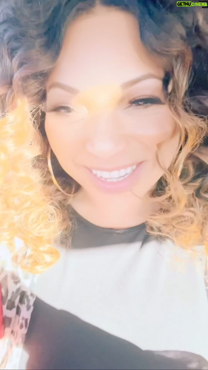 Tisha Campbell - 71.8K Likes - How I spent my birthday…. Flew in last night for a quick turnaround Thank you @usher @jpatmanagement and @mrcourtneybarnes for an amazing night!! @iamdaniwright @theadriverse and @theericaash for meeting me in #vegas I’m so grateful but it’s Erica sitting’ on that man’s lap SCREAMING, “I’m PREGNANT!” for me. Sending a BIG #happybirthday to Mr. AND Mrs. Raymond. ⚖️