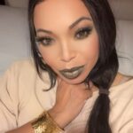 Tisha Campbell Instagram - Vibes… ❤️❤️❤️❤️❤️ @meltcosmetics I did it all by myself @lora_arellano !!!!!!