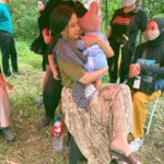 Tissa Biani Azzahra Instagram - Rukayah dan bayi Arum 💜🤰 #GadisKretek sudah sebulan tayang di @netflixid :)