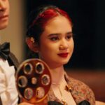 Tissa Biani Azzahra Instagram - CinLock menjadi Top 1 di Vision+ ! Alhamdulillah terimakasih banyak atas dukungannya semua, khususnya untuk para crew & cast atas kerja samanya!! tanpa kalian, aku mah apa atuhhhh 😘 sisa 2 episode lg selesai nih, yuk ah nonton! @visionplusid