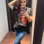 Tissa Biani Azzahra Instagram - dah lama gak selfie dikaca hehehee ✌🏻