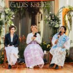 Tissa Biani Azzahra Instagram - Launching teaser Trailer and soundtrack of Netflix Original Series “GADIS KRETEK” 🚬🚬🚬 make up @nathasaagnes hair do @kristalianti styled @hagaipakan photo by @armanfebryan wardrobe @lululutfilabibi Casakhasa Garden Bistro
