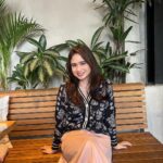 Tissa Biani Azzahra Instagram - bestfriend since 2019🫶🏻 congratulation @cutsyifaa atas kolaborasi nya bareng @geulis.id koleksi baju nya geulis geulis pisan euyy seperti orang nya!!! semua photonya dipotoin ama my luv @afifahifah23