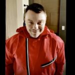 Tiziano Ferro Instagram - 𝖙𝖟𝖓 • 𝖍𝖆𝖑𝖑𝖔𝖜𝖊𝖊𝖓 Mai costume di Halloween fu più azzeccato. Al termine di questa settimana di celebrazioni bellissime per i “nostri” XX anni ma anche di grande dolore e frustrazione, è il caso di dire: non sottovalutate “La Resistenza”. 🏛 This costume is just on point. After a beautiful week for our 20 years celebration and a lot of pain and frustration too. Now more then ever : don’t underestimate the Resistance. 📣 Nunca un disfraz de Halloween fue tan apropiado. Después de una semana de maravillosas celebraciones de nuestros XX años juntos pero tambien mucho dolor y frustración. Ahora Más que nunca: no subestimen a La Resistencia. 👺 #lacasadicarta #lacasadepapeledit #moneyheist
