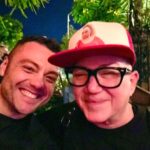 Tiziano Ferro Instagram - Che bello avere il privilegio di conoscere un’artista così vera!!! 🧡🖤 True gratitude for this sweet fun encounter!!! 🧡🖤 Que emoción y que felicidad conocer una artista tan verdadera y transparente! 🤩🧡🖤 @oitnb @realleadelaria #leadelaria #oitnb #orangeisthenewblack