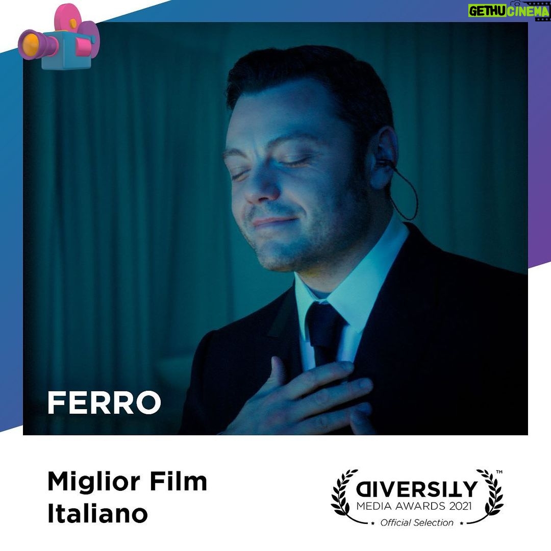 Tiziano Ferro Instagram - Il mio documentario “ғᴇʀʀᴏ” su @primevideoit è stato nominato come 𝘔𝘪𝘨𝘭𝘪𝘰𝘳 𝘧𝘪𝘭𝘮 ai Diversity Media Awards. Che bello!!! Se volete votare per me, il link diretto è nelle stories in evidenza, nella BIO e comunque è questo: https://www.diversitymediaawards.it/nomination-vincitori/vota/ GRAZIE IN ANTICIPO!!! 🙏🏻🤞🏼🇮🇹 My documentary “ғᴇʀʀᴏ” on @amazonprimevideo has been nominated for the category 𝘉𝘦𝘴𝘵 𝘔𝘰𝘷𝘪𝘦 at this year’s Diversity Media Awards. How cool!!! If you want to vote for me, direct links are in my BIO,my highlight stories, or this is the link: https://www.diversitymediaawards.it/nomination-vincitori/vota/ THANK YOU!!! 🙏🏻🤞🏼🇮🇹 Mi documental “ғᴇʀʀᴏ” - que se encuentra en @primevideoes @primevideomx y en todas las demás versiones hispanohablantes - esta nominado como 𝘔𝘦𝘫𝘰𝘳 𝘗𝘦𝘭𝘪𝘤𝘶𝘭𝘢 en los Diversity Media Awards. Che maravilla!!! Si quieren votar, el link directo esta en mi BIO, mis historias en evidencia y el link es esto: https://www.diversitymediaawards.it/nomination-vincitori/vota/ MUCHAS GRACIAS!!! 🙏🏻🤞🏼🇮🇹 #diversitymediaawards #migliorfilm #ferro #bestmovie #vota #vote @diversitylab