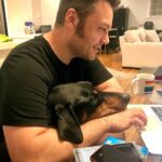Tiziano Ferro Instagram – Non mi molla un attimo, neanche al computer posso scrivere!ππΆ
Mentre raccolgo idee per il tour.
Per me siamo giaΜ la!
–
Not even one minute without him glued to meππΆ
Collecting ideas for the tour.
I feel like weβre already there!
–
NiΜ un minuto me deja en paz ππΆ
Coleccionando ideas para el tu.
Para mi ya estamos ahiΜ!
www.lntvglobal.com/it/article/ferro-tour-2021/
βΆοΈβΆοΈπ€2οΈβ£0οΈβ£2οΈβ£1οΈβ£πΉβοΈβοΈ
π« πππ£π ππ£ πππππ‘ππππ© π¨π©π€π§πππ¨ ππ£ ππ«ππππ£π―π
6/6 2021 β LIGNANO SABBIADORO β STADIO G. TEGHIL
9/6 2021 β FIRENZE -STADIO ARTEMIO FRANCHI
12/6 2021 β MODENA β STADIO BRAGLIA
15/6 2021 β MILANO β STADIO SAN SIRO (validi i biglietti di Milano 5/6/20)
18/6 2021 β MILANO β STADIO SAN SIRO (validi i biglietti di Milano 6/6/20)
19/6 2021 β MILANO β STADIO SAN SIRO (validi i biglietti di Milano 8/6/20)
22/6 2021 β TORINO β STADIO OLIMPICO
26/6 2021 β NAPOLI β STADIO SAN PAOLO
29/6 2021 β BARI β STADIO SAN NICOLA
3/7 2021 β CATANIA β STADIO CIBALI
6/7 2021 β ANCONA β STADIO DEL CONERO
9/7 2021 β ROMA β STADIO OLIMPICO (validi i biglietti di Roma 15/7/20)
10/7 2021 β ROMA β STADIO OLIMPICO (validi i biglietti di Roma 16/7/20)
14/7 2021 β PADOVA β STADIO EUGANEO
18/7 2021 β CAGLIARI – FIERA