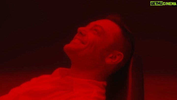 Tiziano Ferro Instagram - Il nuovo singolo, il nuovo video: πππππ πππ πππππ 3/3/23 βοΈ Nuevo single y vΓdeo en espaΓ±ol: πππππ ππ ππππ 3 ππ πππ«π³π¨! β’ Y nuevo disco en espaΓ±ol: ππ ππππΏπ ππ πππππππ 10 ππ πππ§π―π€ βοΈ new single and new music video: πππππ ππ ππππ β’ πππππ πππ πππππ (3π«π π¨π πππ«ππ‘) And new Spanish album: ππ ππππΏπ ππ πππππππ πππ§ππ π©ππ 10th #ilmondoΓ©nostro #elmundoesnuestro #adiosmiamor #addiomioamore