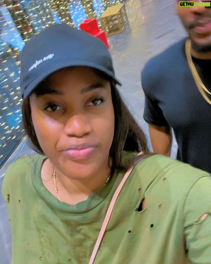 Tobi Bakre - 157.4K Likes - Twinnie 😘