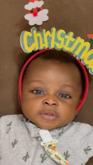 Tobi Bakre Instagram - Merry Christmas!