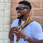 Tobi Bakre Instagram – My Face Show!!!!

Happy new week amazing people!

Wish you and myself a super productive and favored week.